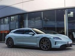 Groen, metallic lak Gebruikt 2024 Porsche Taycan Sport Sedan | € 99.950 (Duur)