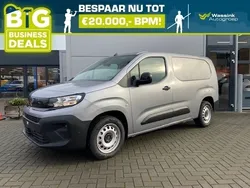 Gris artense (grijs metallic) Nieuw 2024 Opel Combo MPV | € 24.499 (Eerlijke prijs)