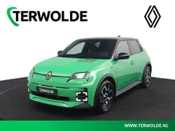 Groen, metallic lak Nieuw 2025 Renault R5 Komfort Hatchback | € 34.840 (Eerlijke prijs)
