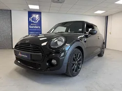 Zwart Gebruikt 2019 Mini Cooper Pepper Hatchback | € 16.000 (Eerlijke prijs)