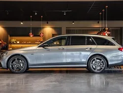Grijs Gebruikt 2020 Mercedes 300 Business Stationwagen | € 29.945 (Goede deal)