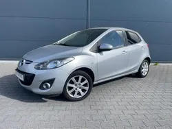 Zilver Gebruikt 2010 Mazda 2 | € 6.480 (Eerlijke prijs)