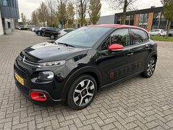 Zwart (metallic) Gebruikt 2019 Citroën C3 Shine Hatchback | € 9.950 (Eerlijke prijs)