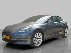 Grijs Gebruikt 2020 Tesla Model 3 Standard Range Sedan | € 19.895 (Eerlijke prijs)