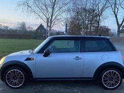 Grijs (metallic) Gebruikt 2007 Mini Cooper Hatchback | € 1.850 (Goede deal)