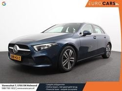 Blauw Gebruikt 2022 Mercedes A200 Progressive Hatchback | € 29.490 (Eerlijke prijs)