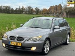 Grijs Gebruikt 2009 BMW 525 Executive Stationwagen | € 3.999