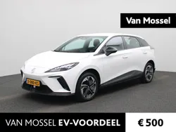 Wit Gebruikt 2023 MG MG4 EV Hatchback | € 19.995 (Eerlijke prijs)