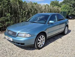 Groen, metallic lak Gebruikt 1998 Audi A4 Sedan | € 1.500
