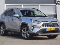 Grijs Gebruikt 2020 Toyota RAV4 Hybrid SUV | € 27.888 (Goede deal)