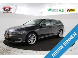 Grijs Gebruikt 2018 VW Passat Highline Stationwagen | € 20.995 (Eerlijke prijs)