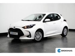 Wit Gebruikt 2022 Toyota Yaris Hybrid Active Hatchback | € 19.895 (Goede deal)