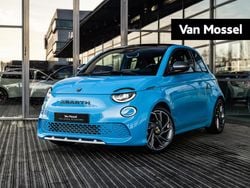 Blauw Gebruikt 2023 Abarth 500e Scorpionissima Hatchback | € 26.900 (Eerlijke prijs)