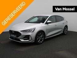 Grijs Gebruikt 2023 Ford Focus ST-Line Hatchback | € 23.900 (Goede deal)