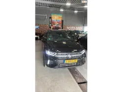 Zwart Gebruikt 2022 VW T-Roc Business+ SUV | € 44.500