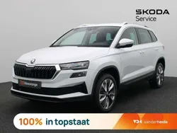Wit Nieuw 2025 Skoda Karoq Business Line SUV | € 39.900 (Iets duurder)