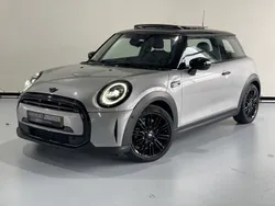 Grijs Gebruikt 2023 Mini Cooper Hatchback | € 26.450 (Iets duurder)