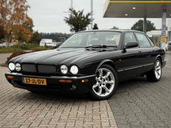 Zwart Gebruikt 2000 Jaguar XJR Sedan | € 13.750