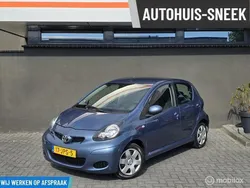 Blauw Gebruikt 2009 Toyota Aygo Comfort Hatchback | € 3.450 (Iets duurder)