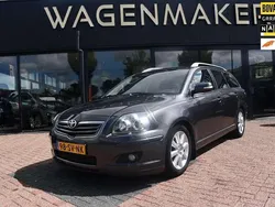 Grijs Gebruikt 2006 Toyota Avensis Luna Stationwagen | € 2.950 (Eerlijke prijs)