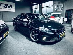Zwart Gebruikt 2013 Volvo V40 R-Design Stationwagen | € 6.000 (Eerlijke prijs)
