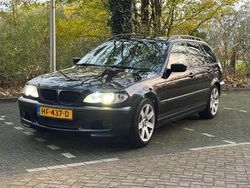 Zwart Gebruikt 2003 BMW 330 Stationwagen | € 2.850 (Iets duurder)