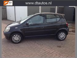 Zwart Gebruikt 2001 Toyota Yaris Hatchback | € 1.399 (Goede deal)