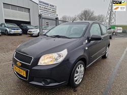 Zwart Gebruikt 2010 Chevrolet Aveo LS Hatchback | € 1.745 (Eerlijke prijs)
