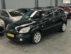 Zwart Gebruikt 2008 Kia Rio Hatchback | € 1.999 (Eerlijke prijs)