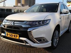 Wit Gebruikt 2020 Mitsubishi Outlander Edition SUV | € 21.950