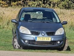 Gebruikt 2008 Renault Scénic II MPV | € 1.550 (Eerlijke prijs)
