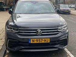 Grijs Gebruikt 2021 VW Tiguan R-line SUV | € 37.950 (Iets duurder)
