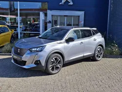 Grijs Gebruikt 2022 Peugeot e-2008 Allure SUV | € 18.944 (Goede deal)