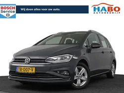 Grijs Gebruikt 2018 VW Golf Sportsvan Highline MPV | € 18.845 (Iets duurder)