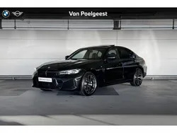 Saphirschwarz metallic (zwart metallic) Gebruikt 2025 BMW 320e M Sport Sedan | € 63.600