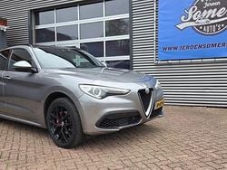 Grijs Gebruikt 2018 Alfa Romeo Stelvio Super SUV | € 20.950 (Super prijs)