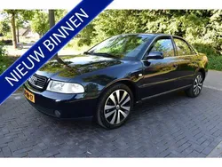 Blauw, metallic lak Gebruikt 1999 Audi A4 Ambition Sedan | € 2.980