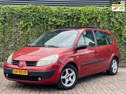 Rood Gebruikt 2005 Renault Grand Scénic II Luxe MPV | € 1.450 (Eerlijke prijs)