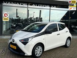 Wit Gebruikt 2020 Toyota Aygo Hatchback | € 9.449 (Eerlijke prijs)