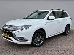 Wit Gebruikt 2019 Mitsubishi Outlander P-HEV Instyle SUV | € 22.450 (Iets duurder)