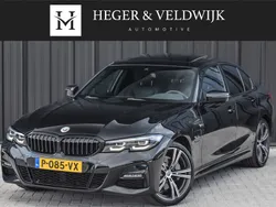 Zwart Gebruikt 2022 BMW 330e M Sport Sedan | € 37.450 (Eerlijke prijs)