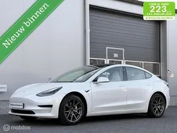 Wit Gebruikt 2020 Tesla Model 3 Standard Range Sedan | € 16.695