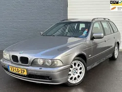 Grijs Gebruikt 2002 BMW 530 Executive Stationwagen | € 3.495