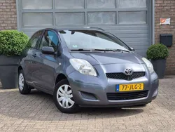 Blauw Gebruikt 2009 Toyota Yaris Hatchback | € 1.950 (Eerlijke prijs)