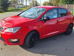 Rood Gebruikt 2016 Seat Ibiza CONNECT Hatchback | € 5.450 (Eerlijke prijs)