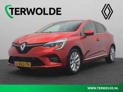 Rood Gebruikt 2020 Renault Clio V Intens Hatchback | € 16.840 (Eerlijke prijs)