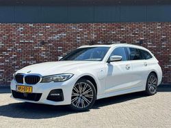 Wit Gebruikt 2020 BMW 330e M Sport Stationwagen | € 24.950 (Goede deal)
