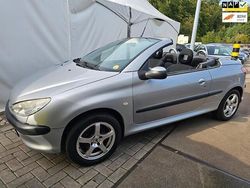 Grijs Gebruikt 2001 Peugeot 206 CC Cabriolet | € 799 (Goede deal)