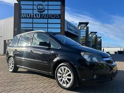 Zwart Gebruikt 2006 Opel Zafira Executive MPV | € 2.990 (Eerlijke prijs)