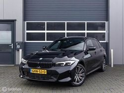 Zwart Gebruikt 2024 BMW 320 M Sport Stationwagen | € 39.999 (Eerlijke prijs)